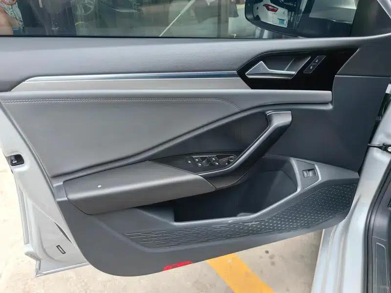 2019 Volkswagen Sagitar 280TSI DSG Comfort Model (National V Emission Standard) — миниатюра 5