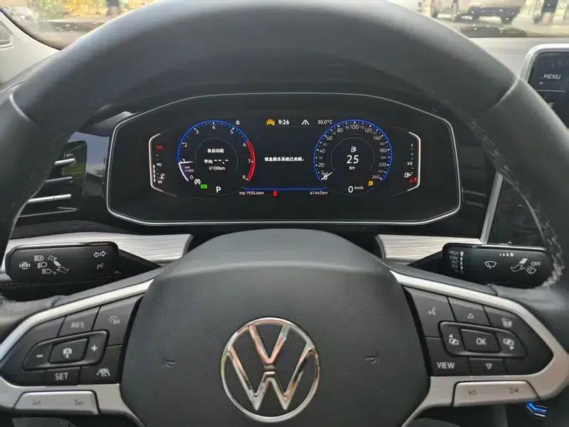 2023 Volkswagen Sagitar 300TSI DSG Excellence Edition — миниатюра 11