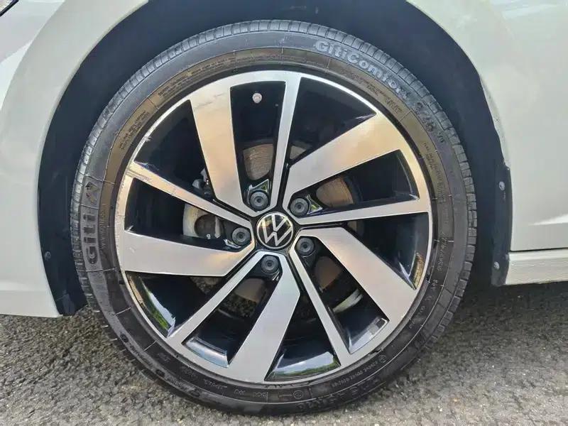 2023 Volkswagen Sagitar 300TSI DSG Excellence Edition — миниатюра 9