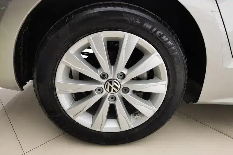 2014 Volkswagen Sagitar 1.4TSI Automatic Luxury — миниатюра 11