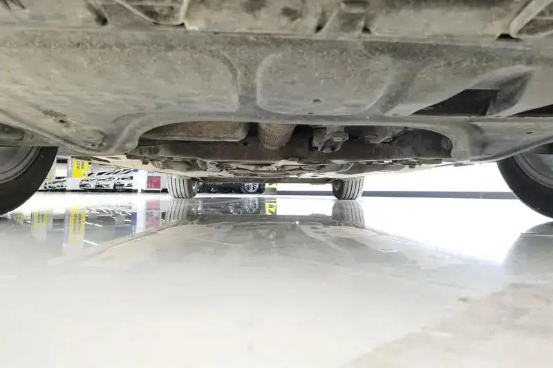 2014 Volkswagen Sagitar 1.4TSI Automatic Luxury — миниатюра 12