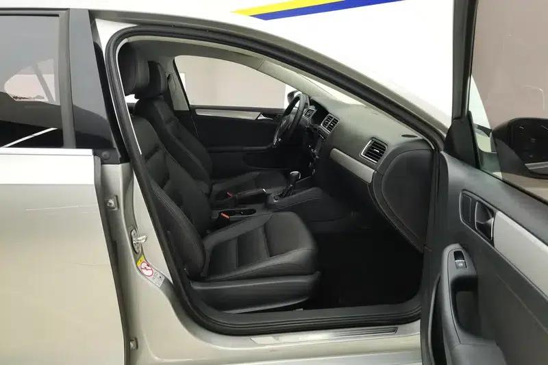 2014 Volkswagen Sagitar 1.4TSI Automatic Luxury — миниатюра 15