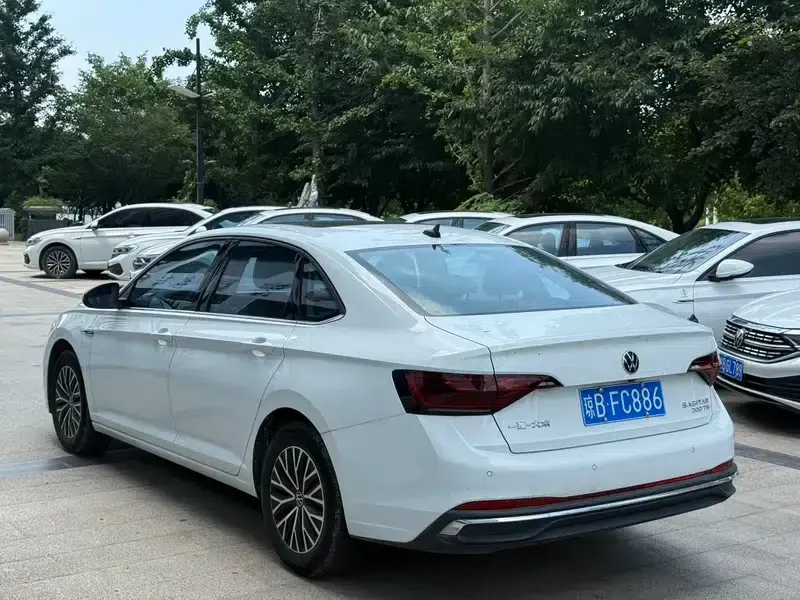 2024 Volkswagen Sagitar 200TSI DSG Flying Edition — миниатюра 4