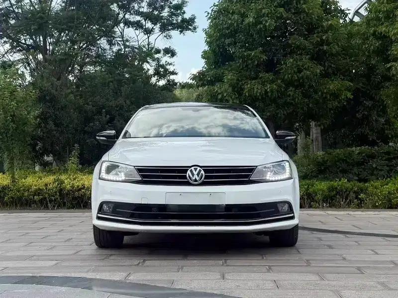 2018 Volkswagen Sagitar 280TSI DSG Luxury — миниатюра 2