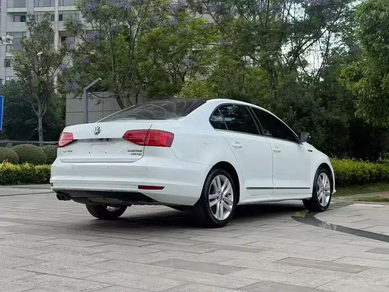 2018 Volkswagen Sagitar 280TSI DSG Luxury — миниатюра 6