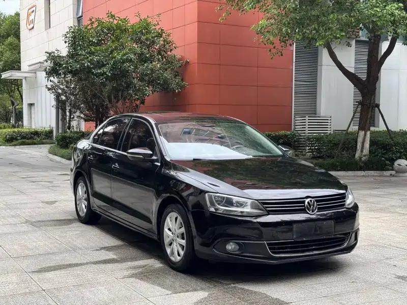 2012 Volkswagen Sagitar 1.4TSI Automatic Luxury — миниатюра 3