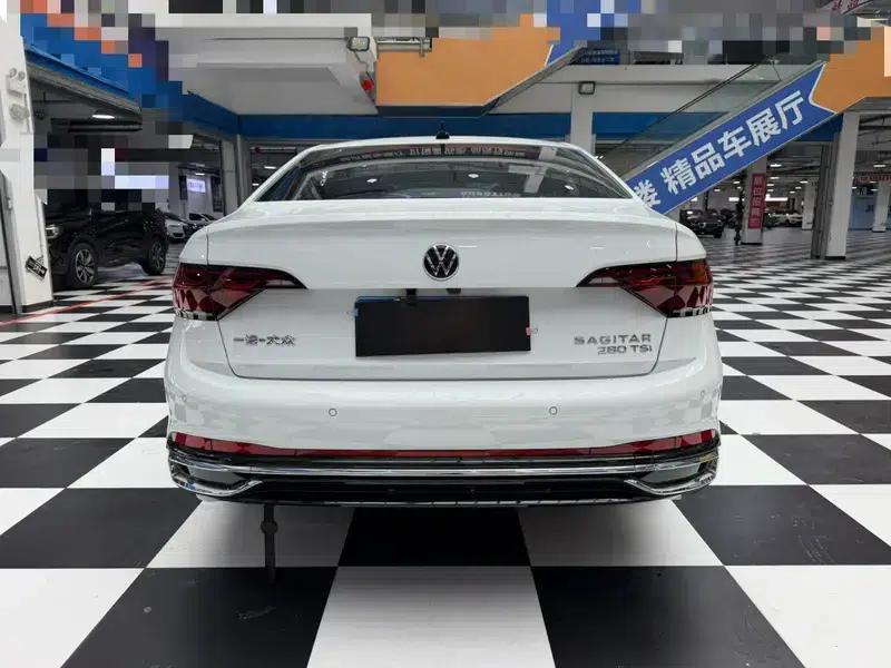 2023 Volkswagen Sagitar 280TSI DSG Super Edition — миниатюра 5