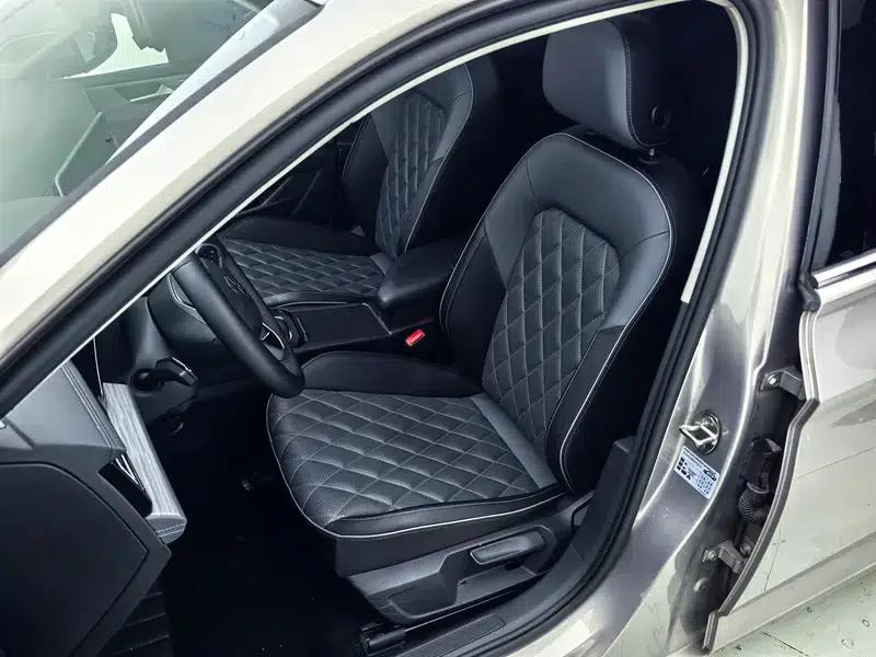 2023 Volkswagen Sagitar 300TSI DSG Super Edition — миниатюра 20