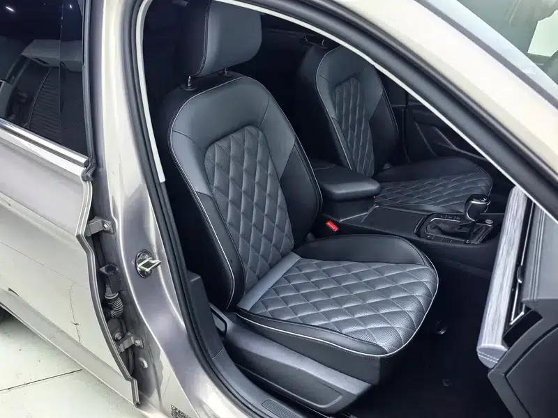 2023 Volkswagen Sagitar 300TSI DSG Super Edition — миниатюра 21