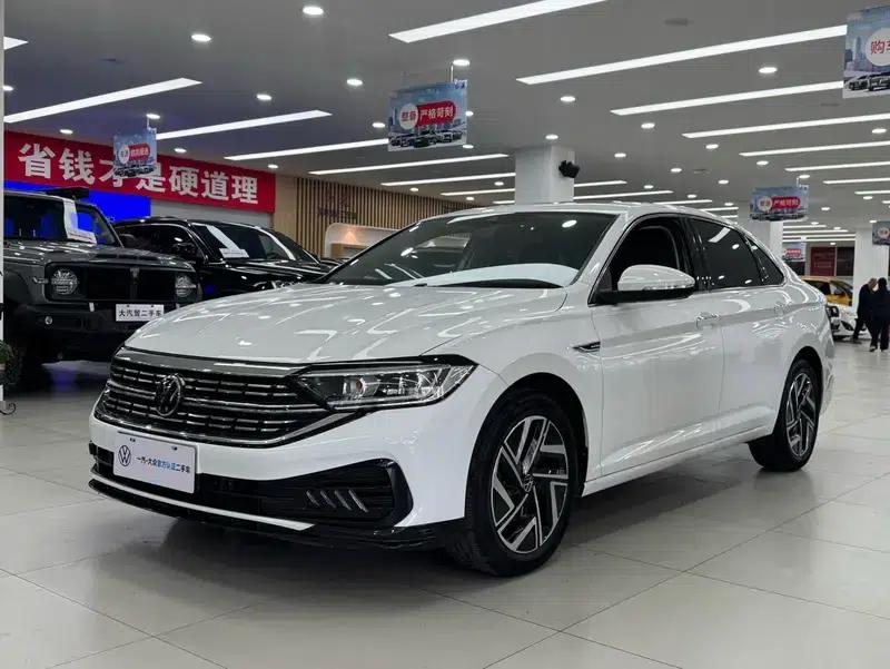 2023 Volkswagen Sagitar 300TSI DSG Super Edition — миниатюра 1