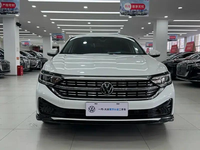 2023 Volkswagen Sagitar 300TSI DSG Super Edition — миниатюра 2