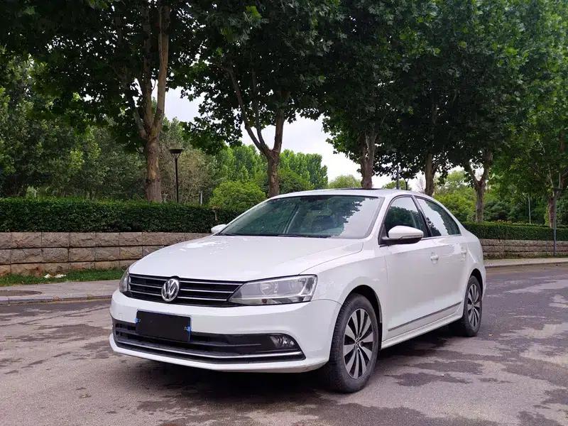 2018 Volkswagen Sagitar 1.6L Automatic Comfort Model — миниатюра 1