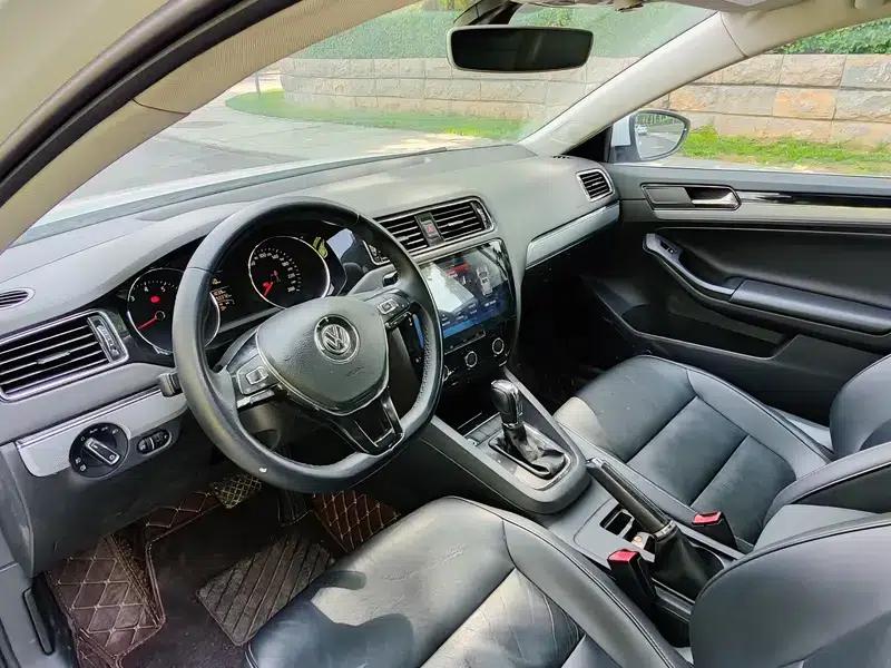 2018 Volkswagen Sagitar 1.6L Automatic Comfort Model — миниатюра 16