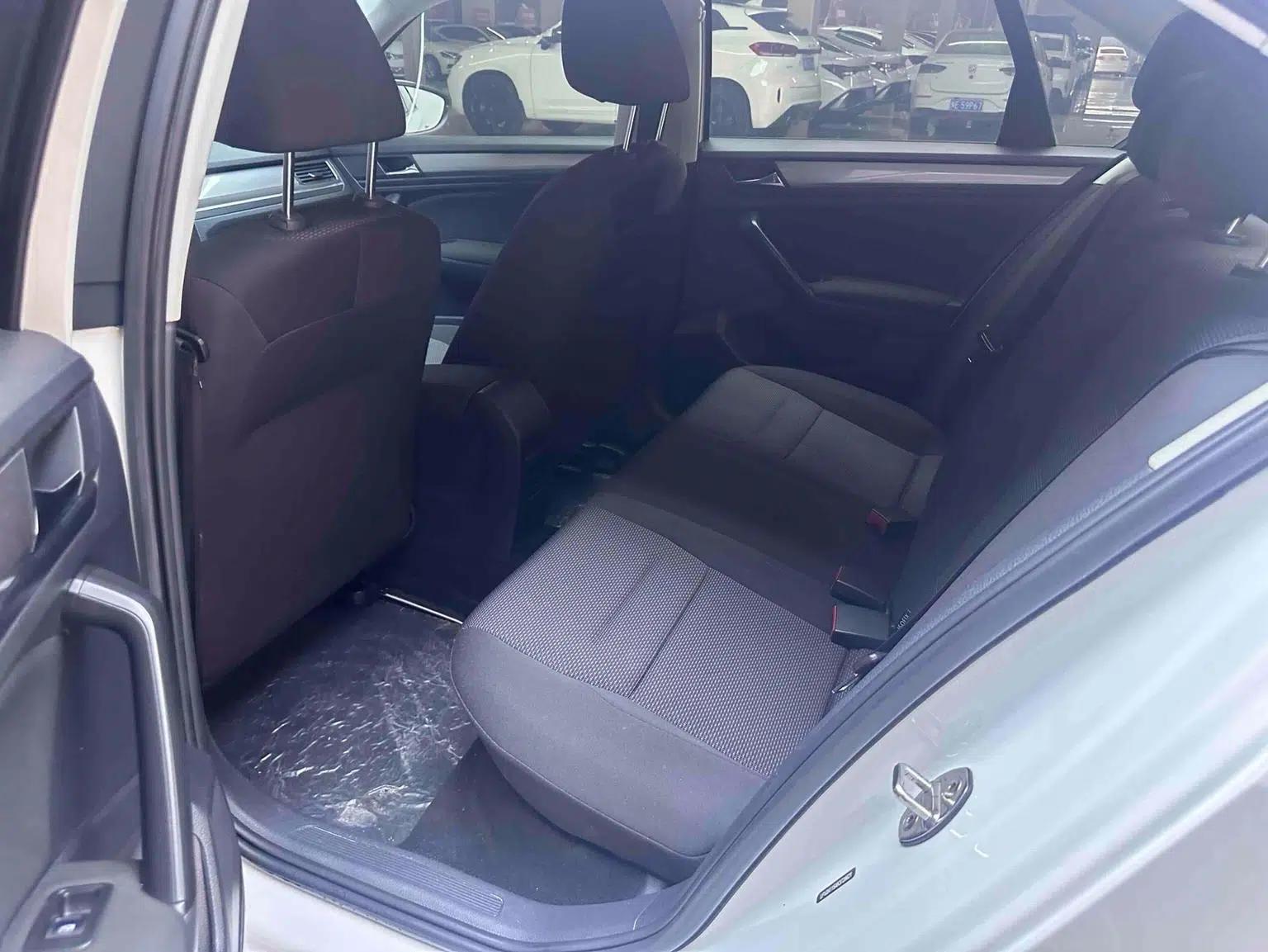 2019 Volkswagen Bora Legend 1.5L Manual Fashion Model (China VI Emission Standard) — миниатюра 7