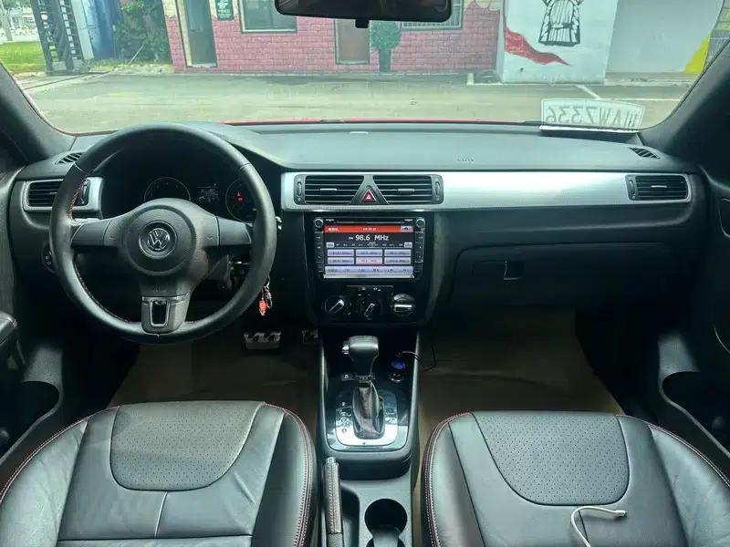 2011 Volkswagen Bora 1.4T AT Sportline — миниатюра 8