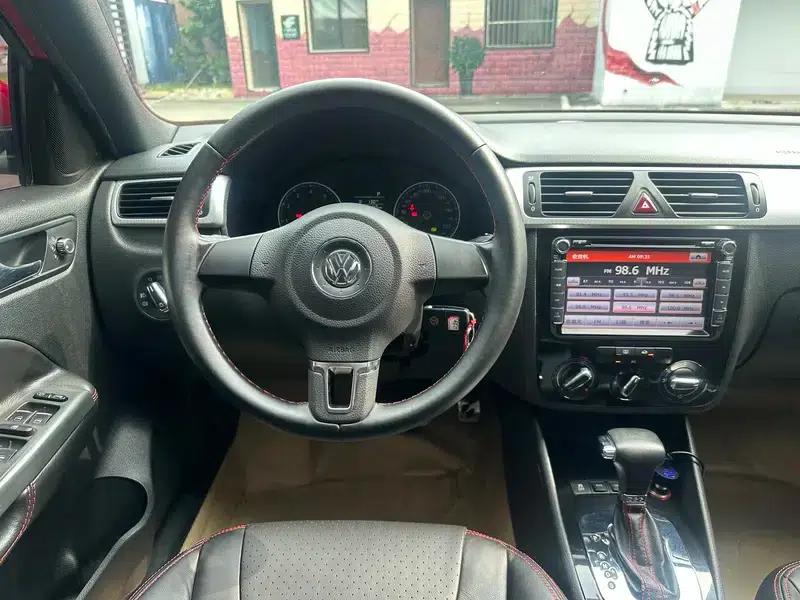 2011 Volkswagen Bora 1.4T AT Sportline — миниатюра 9