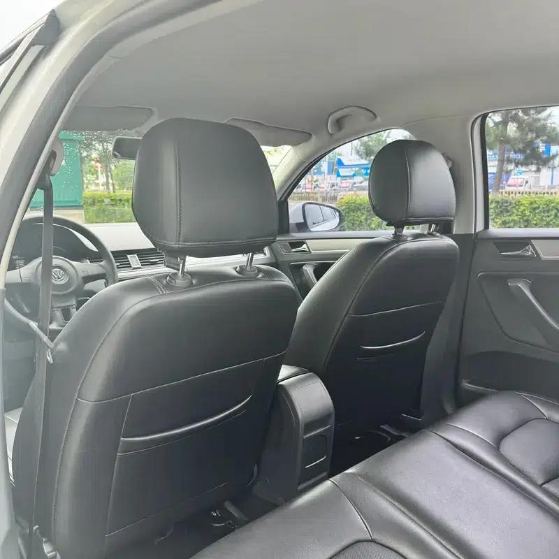 2013 Volkswagen Bora 1.6L Manual Fashion Edition — миниатюра 9