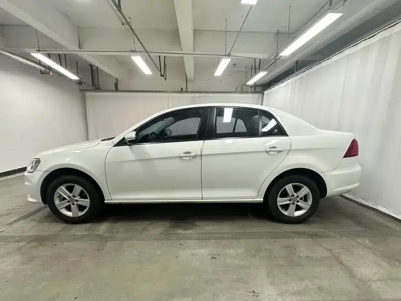 2014 Volkswagen Bora 1.6L Automatic Fashion Edition — миниатюра 4