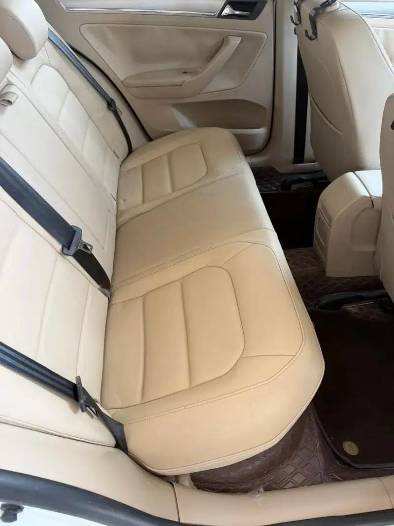2014 Volkswagen Bora 1.6L Manual Comfort Model — миниатюра 8