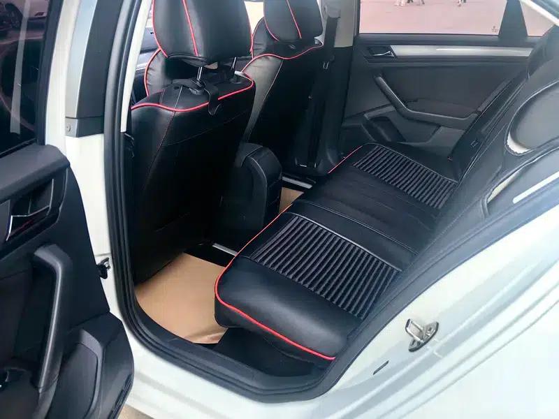 2018 Volkswagen Bora 1.5L Manual Fashion Edition — миниатюра 8