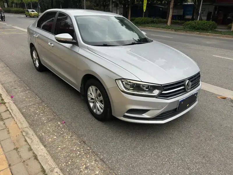 2016 Volkswagen Bora 1.6L Manual Fashion Edition — миниатюра 3