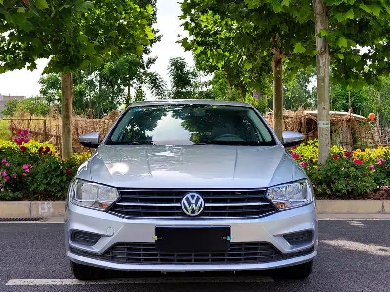 2016 Volkswagen Bora 1.6L Manual Fashion Edition — миниатюра 2
