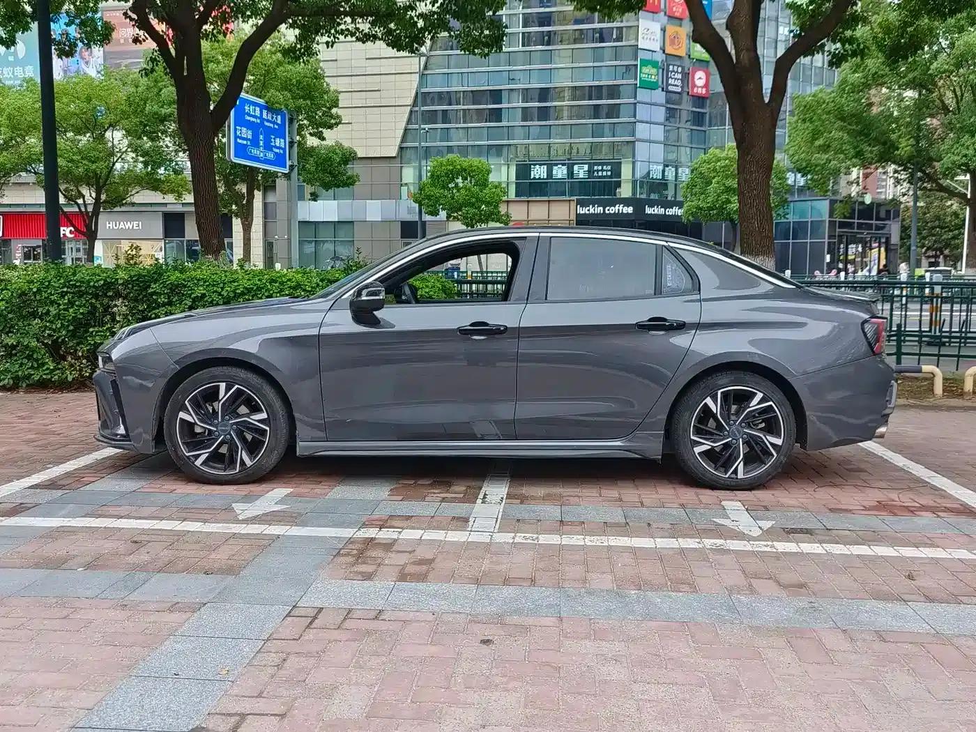 Lynk & Co 03 2023 1.5TD DCT Pro — миниатюра 14