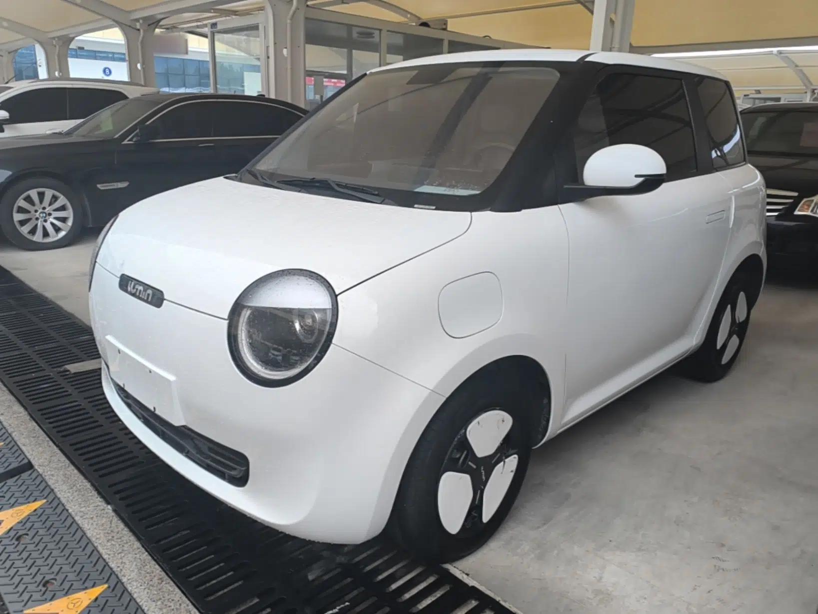 CHANGAN NEVO Lumin 2023 301km Honey Dew Edition — миниатюра 1