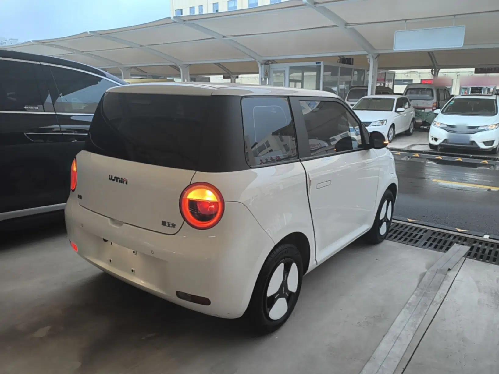 CHANGAN NEVO Lumin 2023 301km Honey Dew Edition — миниатюра 6