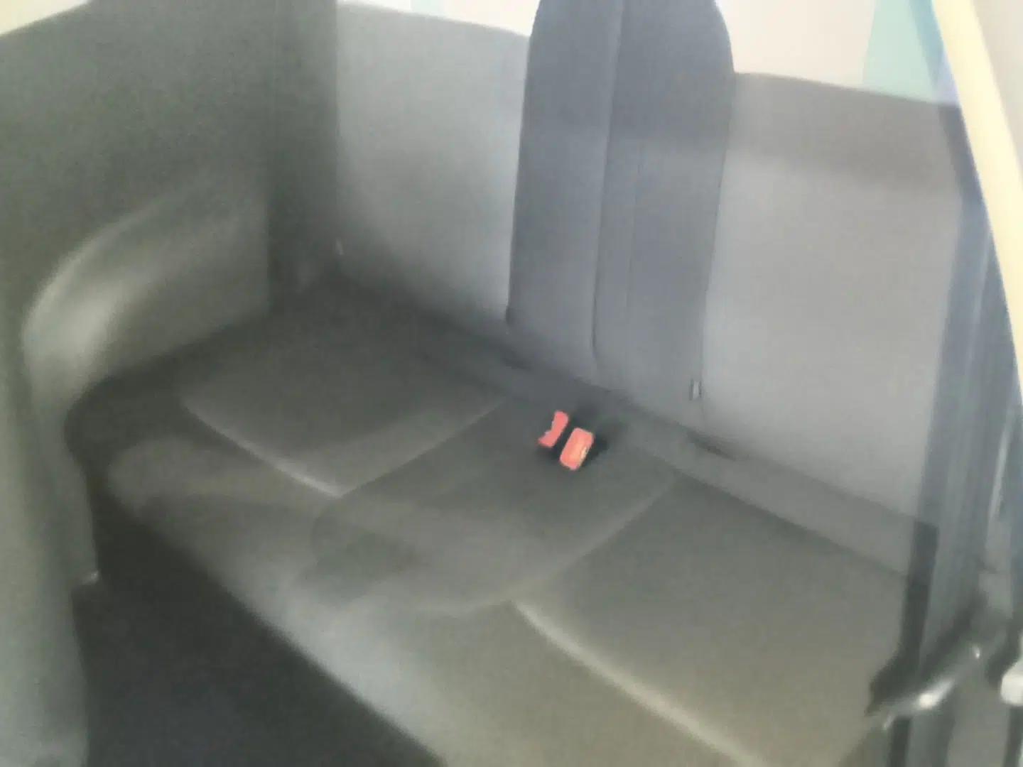 CHANGAN NEVO Lumin 2023 301km Honey Dew Edition — миниатюра 20