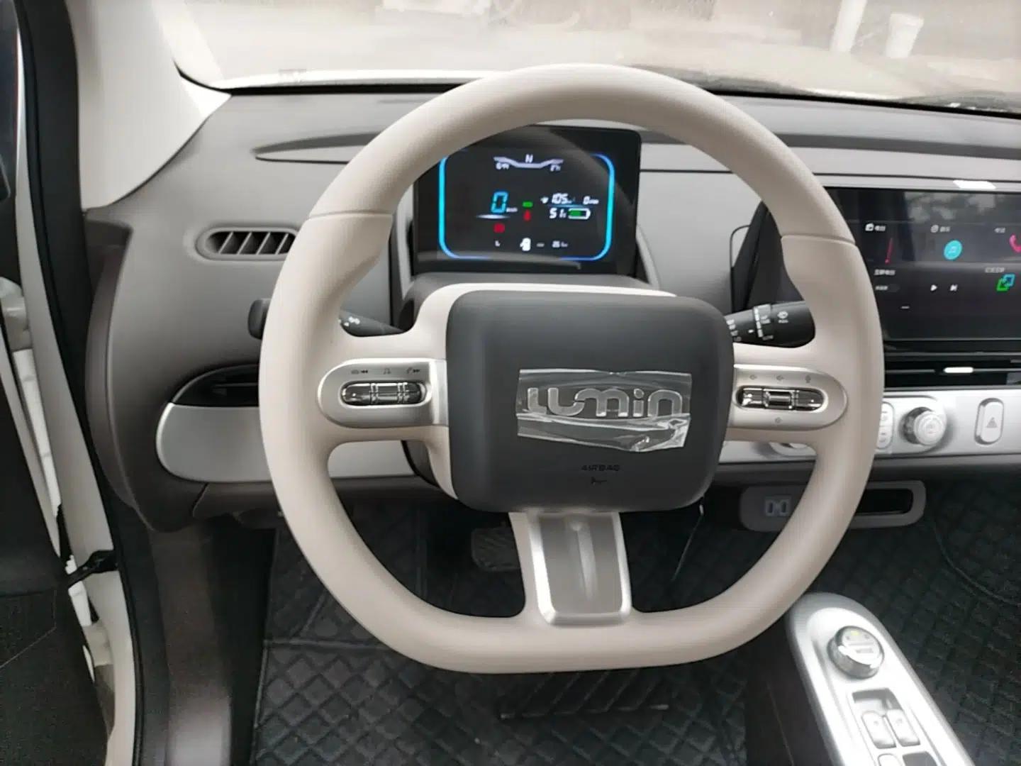 CHANGAN NEVO Lumin 2026 Model Treasure Edition 205km Passionate Beige Ningde — миниатюра 13
