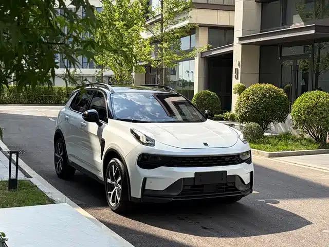 Lynk & Co 01 2021 2.0TD AWD Halo