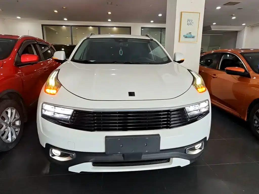 Lynk & Co 01 2017 2.0T 2WD Pro Edition — миниатюра 3