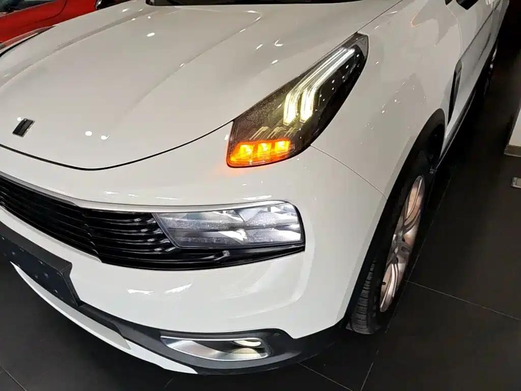 Lynk & Co 01 2017 2.0T 2WD Pro Edition — миниатюра 24
