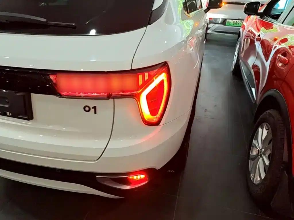 Lynk & Co 01 2017 2.0T 2WD Pro Edition — миниатюра 8