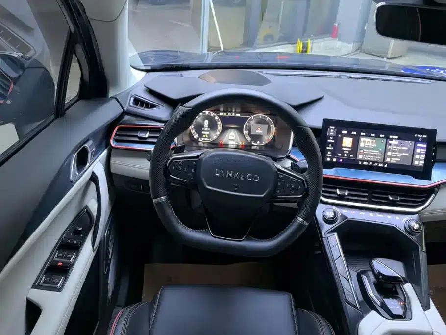 Lynk & Co 06 2020 1.5T Halo — миниатюра 15