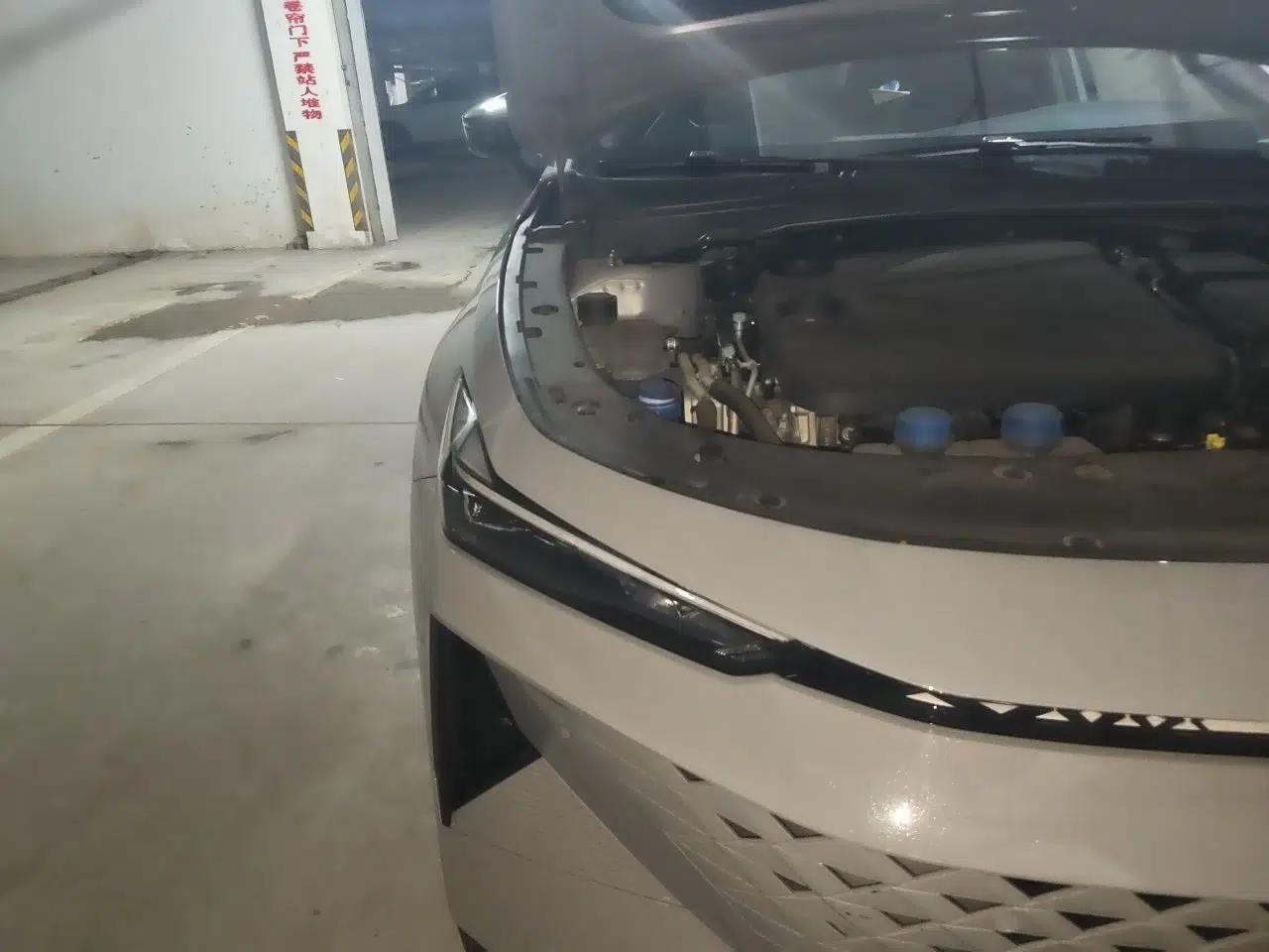 CHANGAN NEVO A06 2023‑model-year Changan Qiyuan A06 plug-in hybrid, 1.5-liter engine with 78 kW of power and a drive motor delivering 158 kW. — миниатюра 7