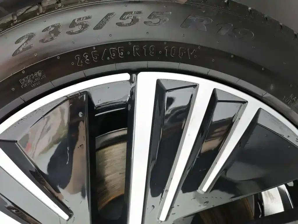 Lynk & Co 08 EM-P 2025 model, 120km long range Halo — миниатюра 24
