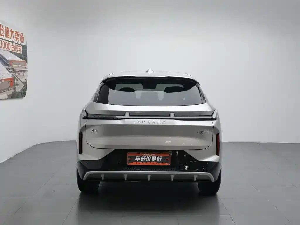 Lynk & Co 08 EM-P 2025 model, 120km long range Halo — миниатюра 4
