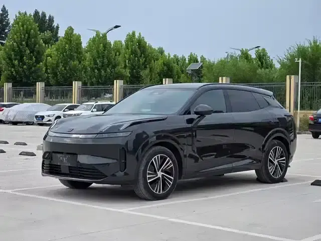 Lynk & Co 08 EM-P 2023 Model, 120km Long Range Halo