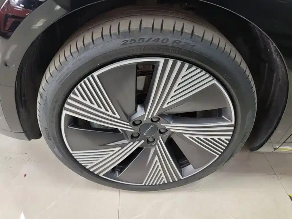 Lynk & Co 08 EM-P 2025 model, 245km ultra-long range Halo — миниатюра 23