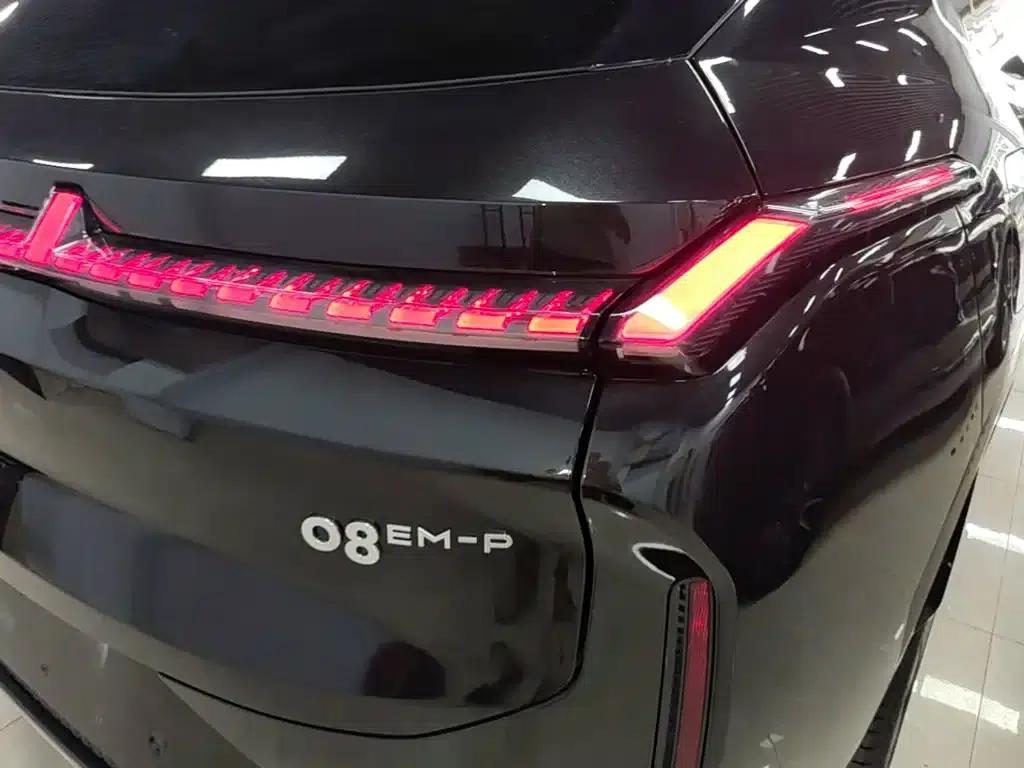 Lynk & Co 08 EM-P 2025 model, 245km ultra-long range Halo — миниатюра 8