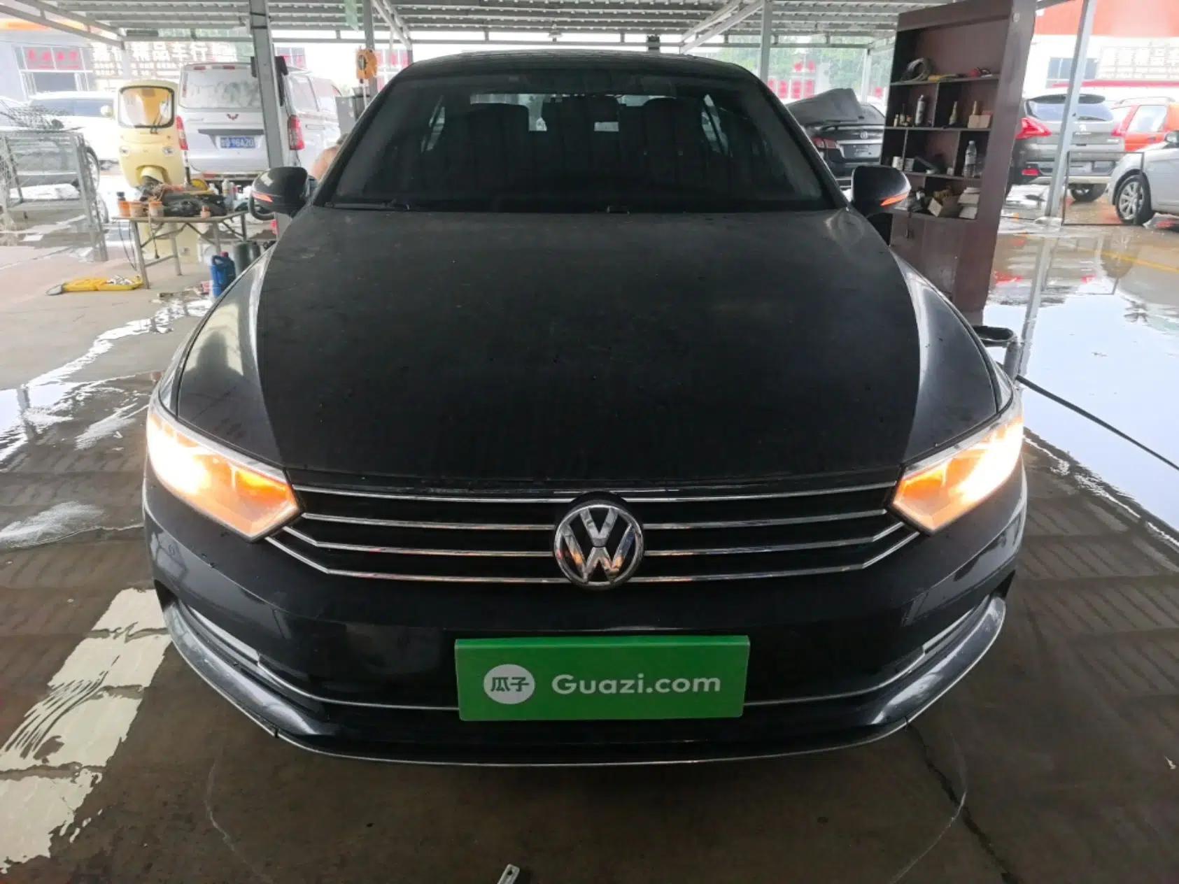 Volkswagen Magotan 2019 280TSI DSG Comfort Model China VI Standard — миниатюра 2