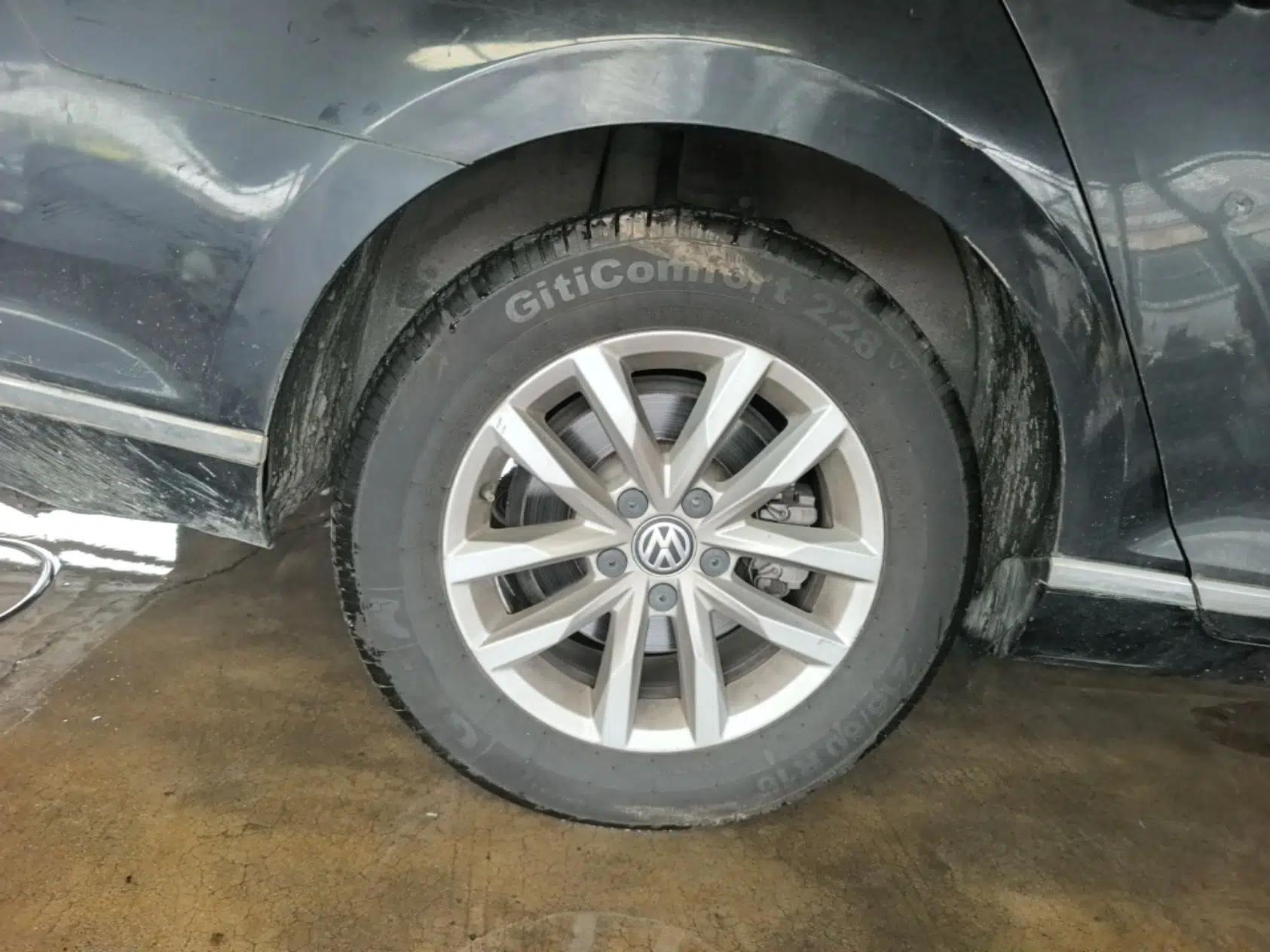 Volkswagen Magotan 2019 280TSI DSG Comfort Model China VI Standard — миниатюра 11