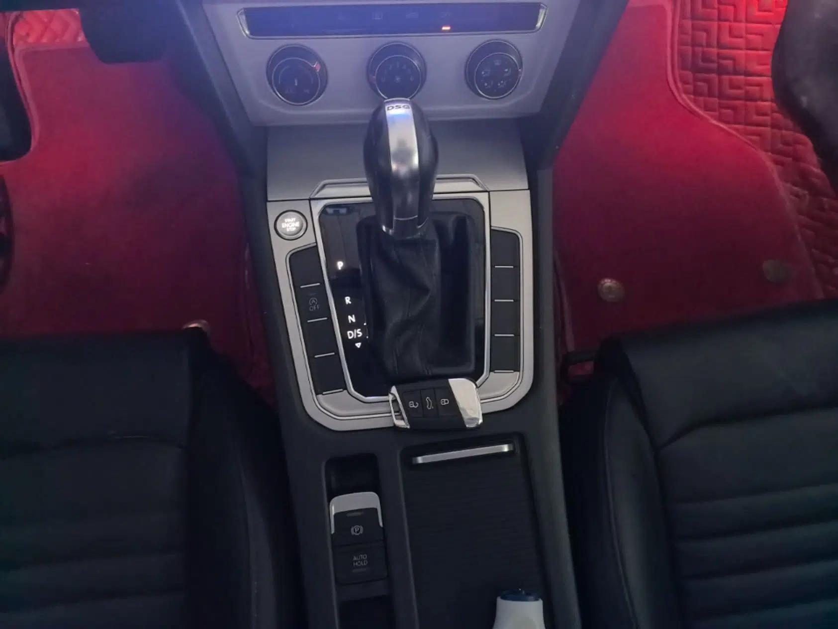 Volkswagen Magotan 2019 280TSI DSG Comfort Model China VI Standard — миниатюра 16