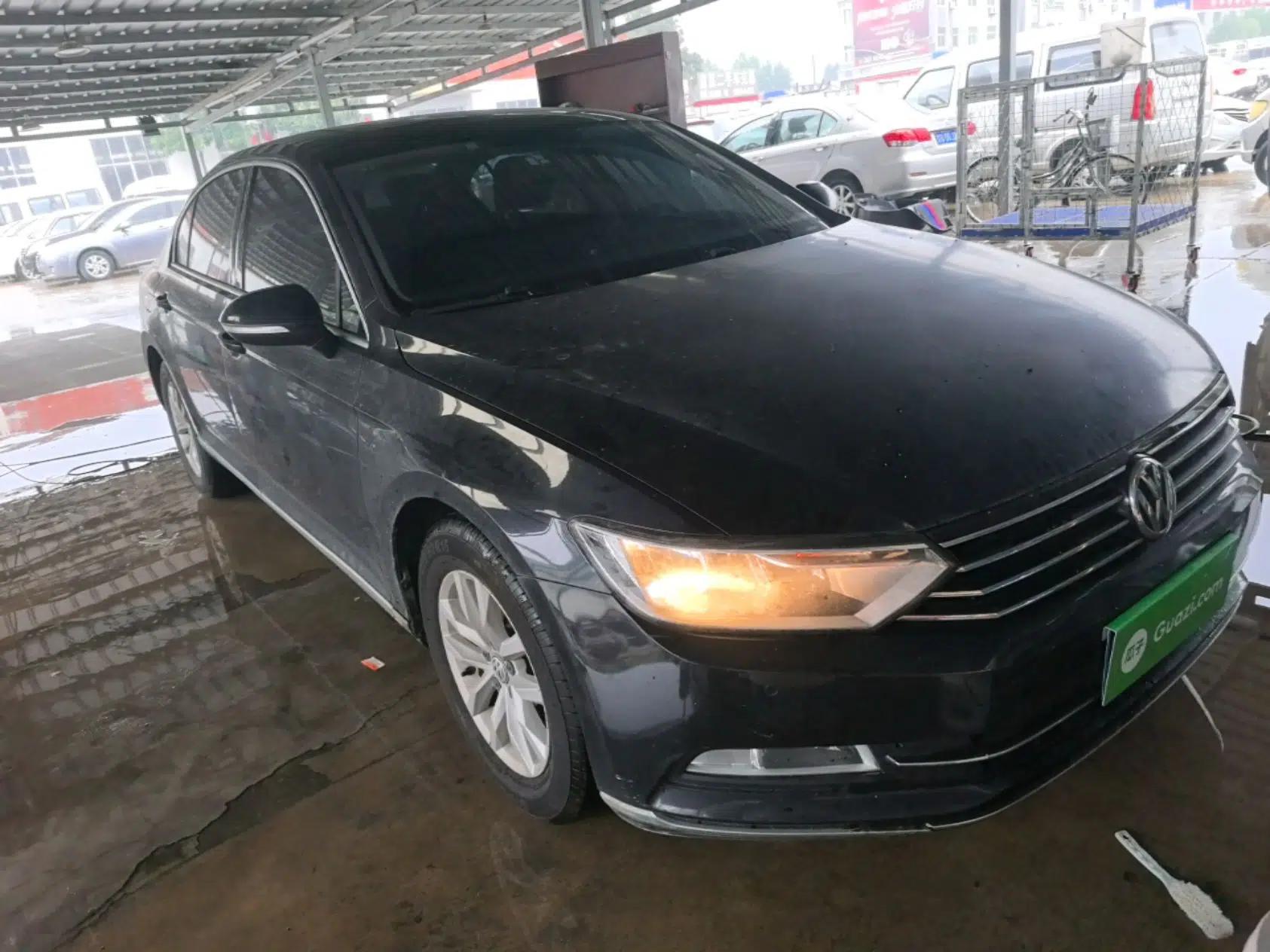 Volkswagen Magotan 2019 280TSI DSG Comfort Model China VI Standard — миниатюра 3