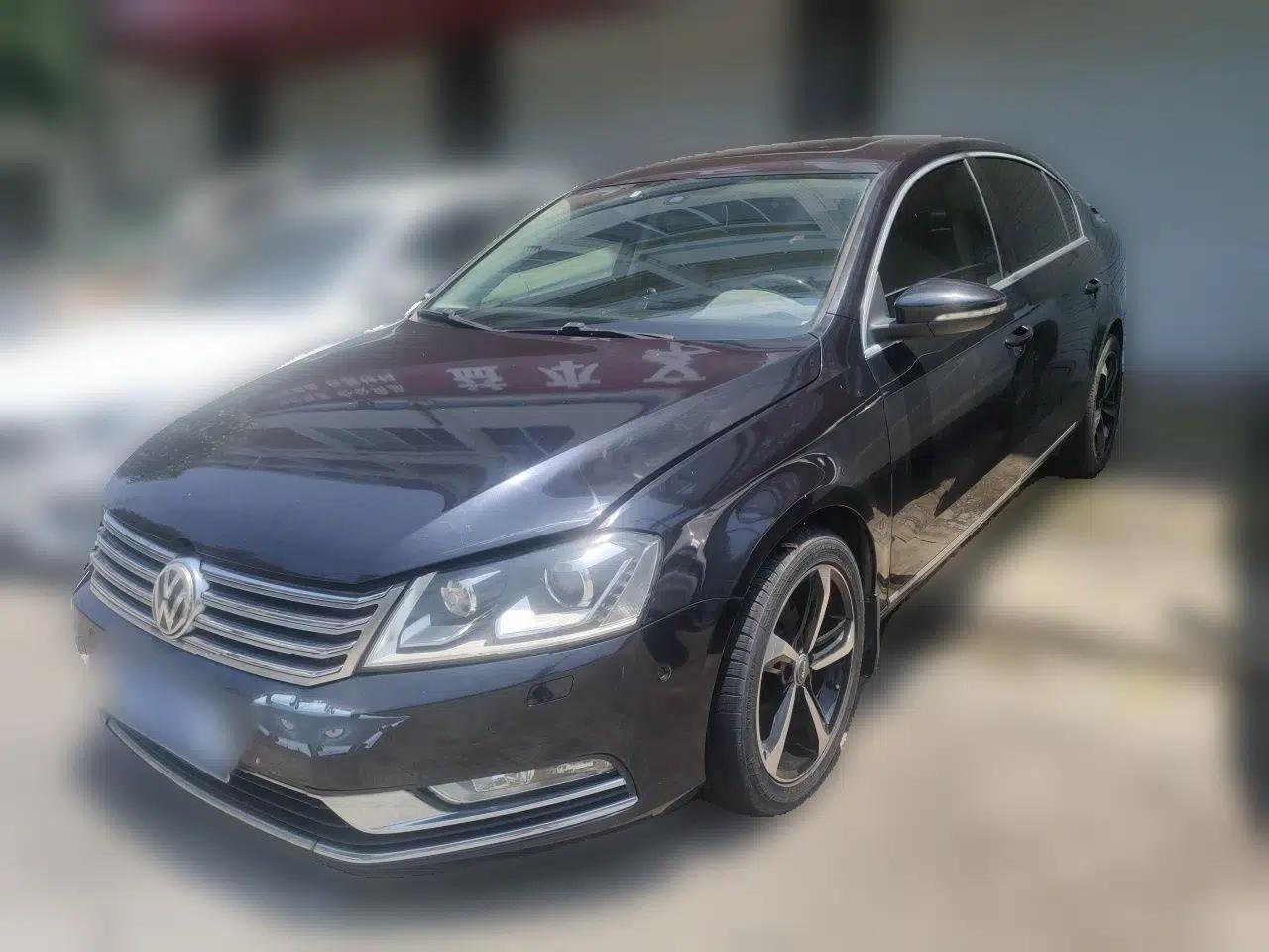 Volkswagen Magotan 2013 2.0 TSI Prestige Model — миниатюра 1