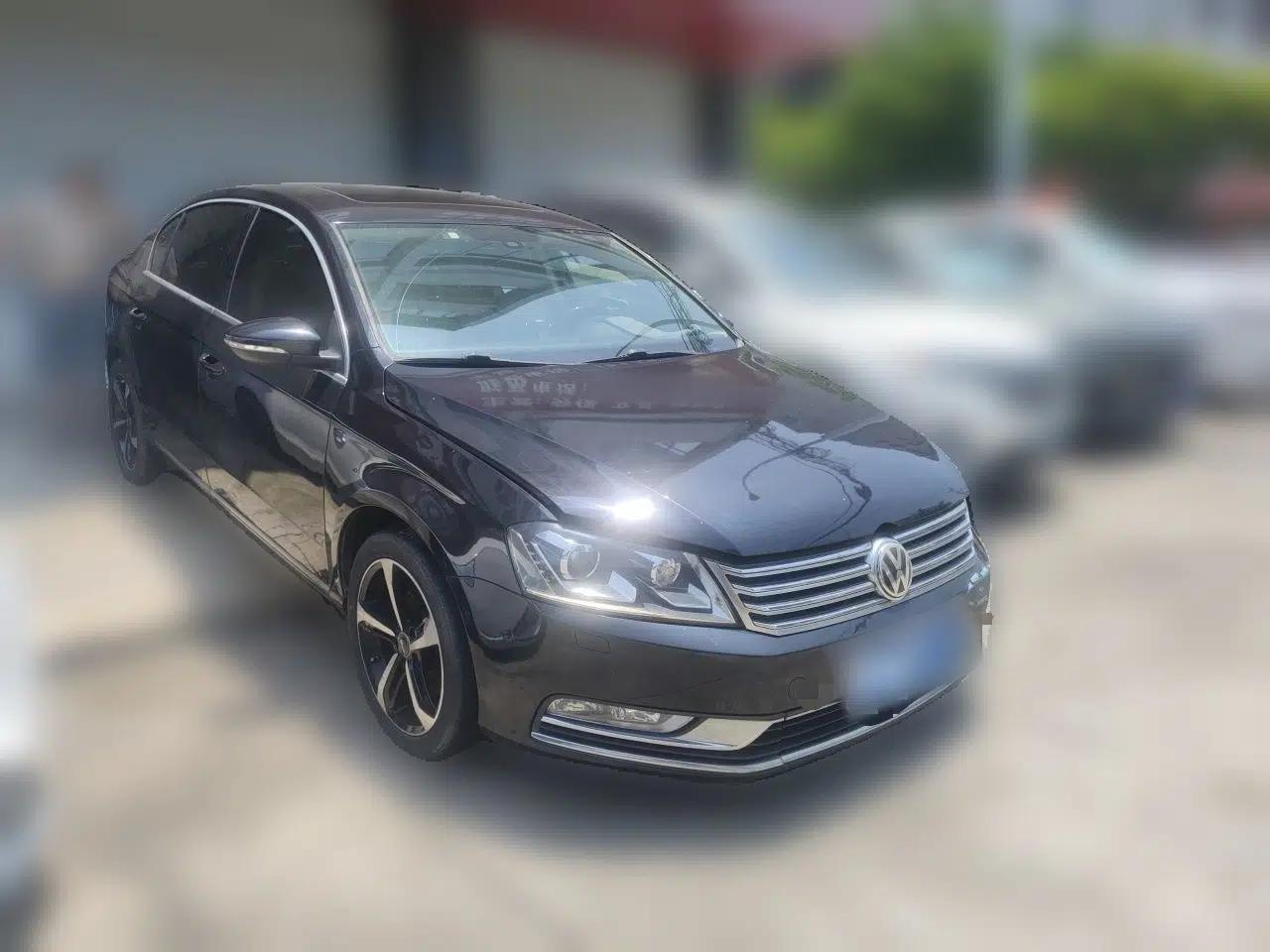 Volkswagen Magotan 2013 2.0 TSI Prestige Model — миниатюра 3