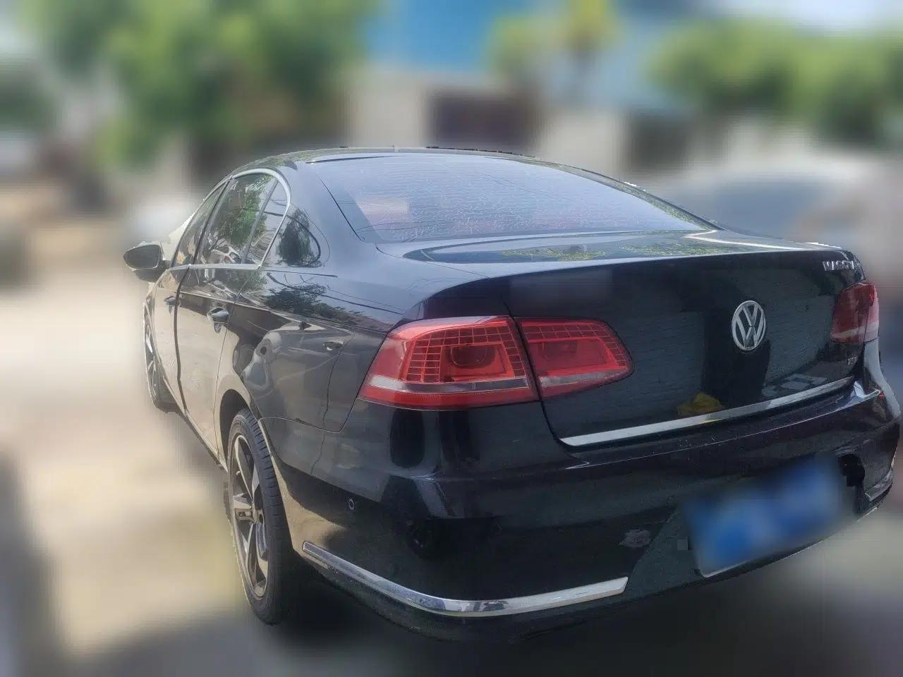 Volkswagen Magotan 2013 2.0 TSI Prestige Model — миниатюра 4