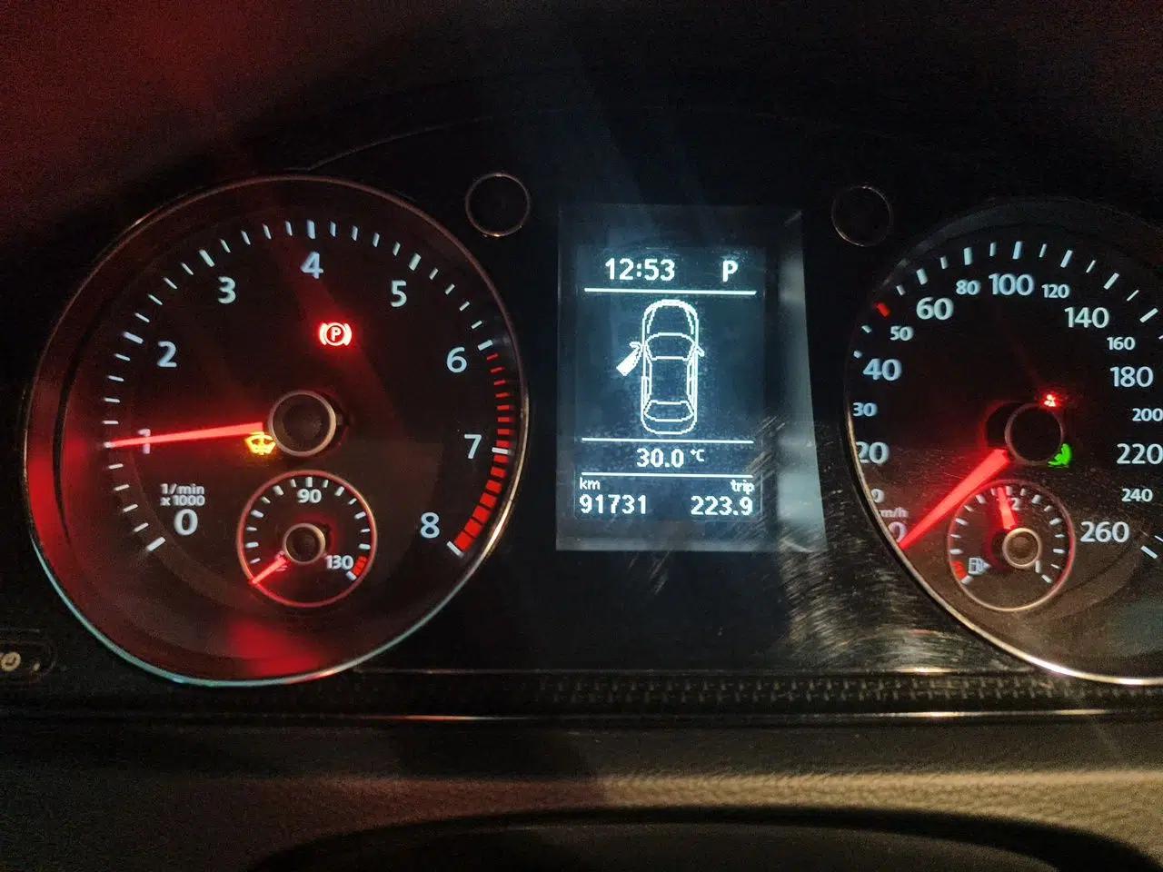 Volkswagen Magotan 2013 1.8TSI Luxury Model — миниатюра 11
